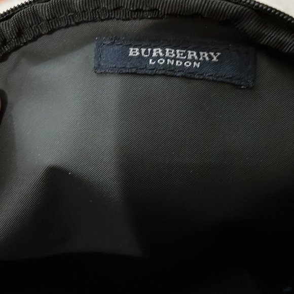 Burberry Pouch, Make-up Bag, Authentic, Like New Condition - Picture 2 of 4